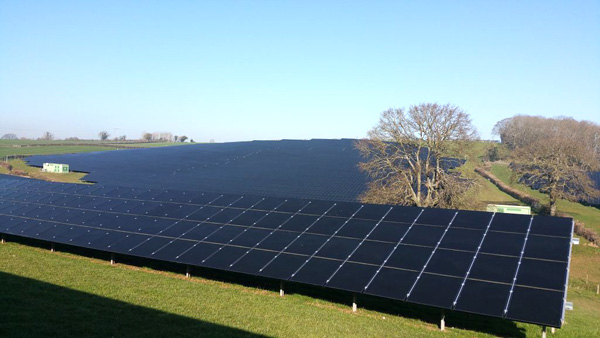SFE_solar_park_Lower_Venn-_c_H